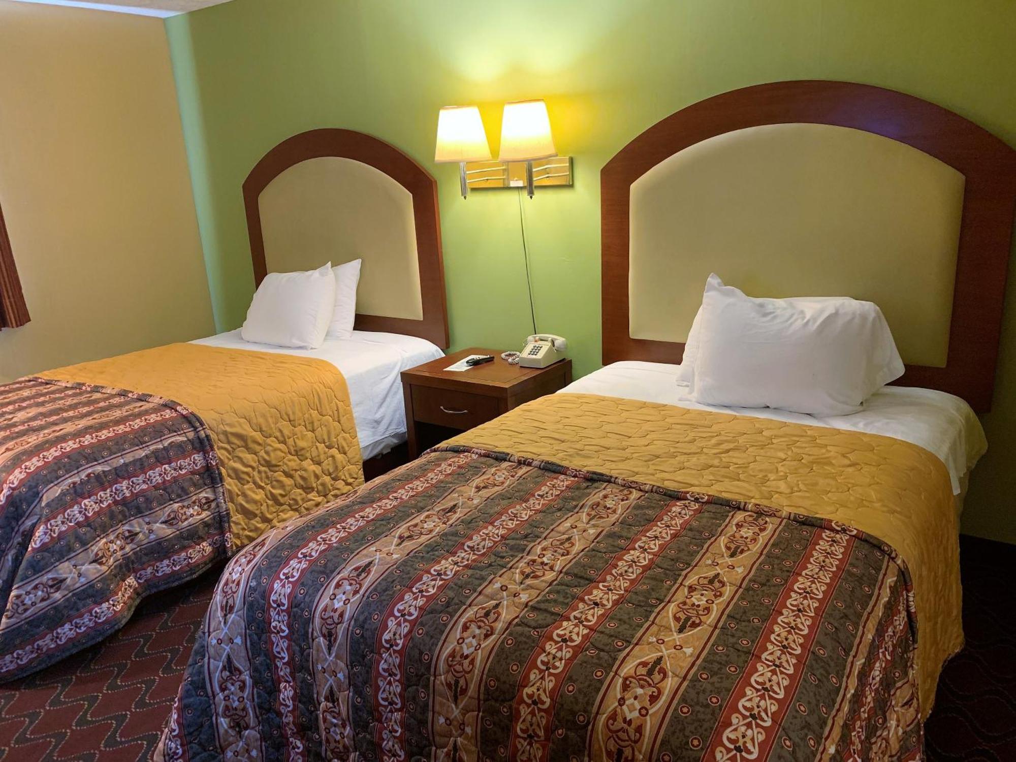 Patriot Inn Spencer Экстерьер фото