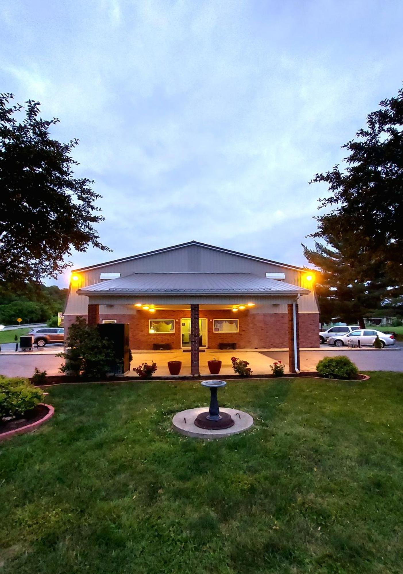 Patriot Inn Spencer Экстерьер фото