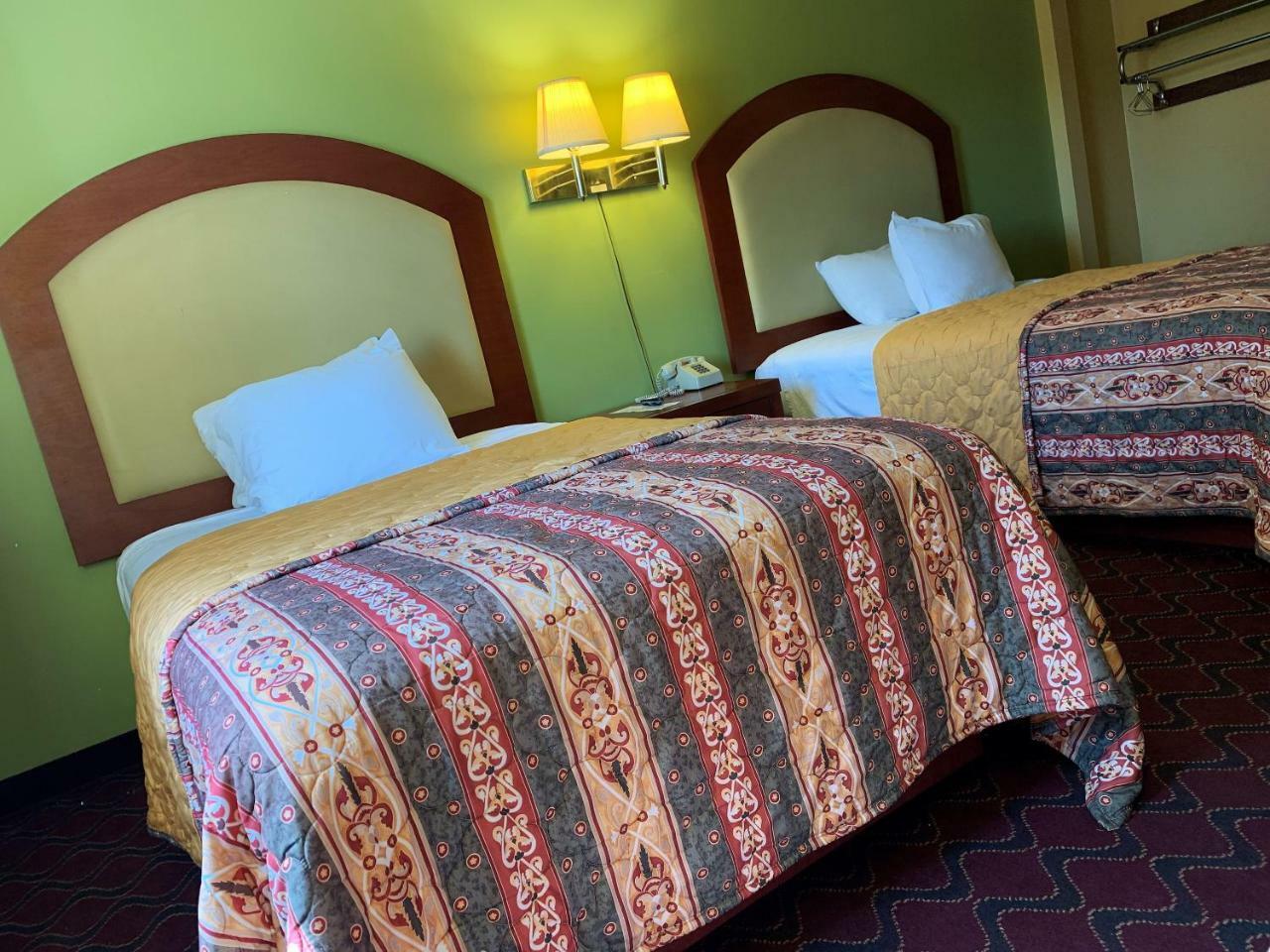 Patriot Inn Spencer Экстерьер фото